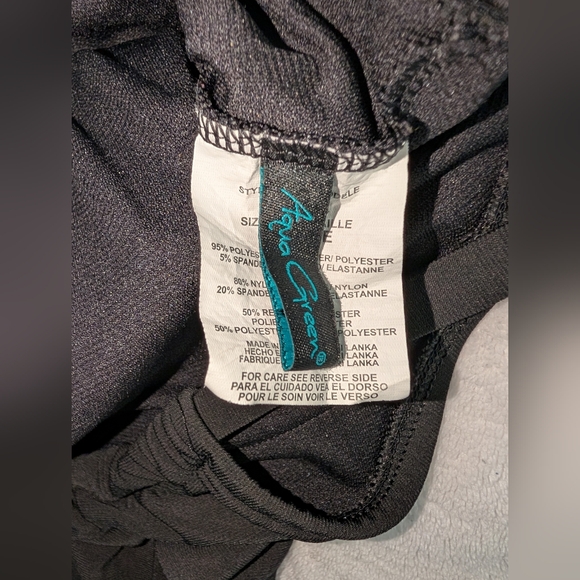 Aqua Green X-Large Swim Romper Pre-owned - Picture 9 of 12